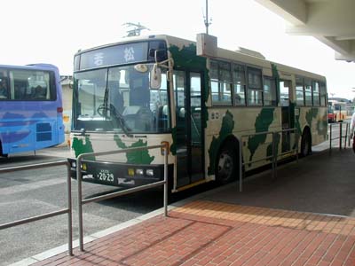 中型車